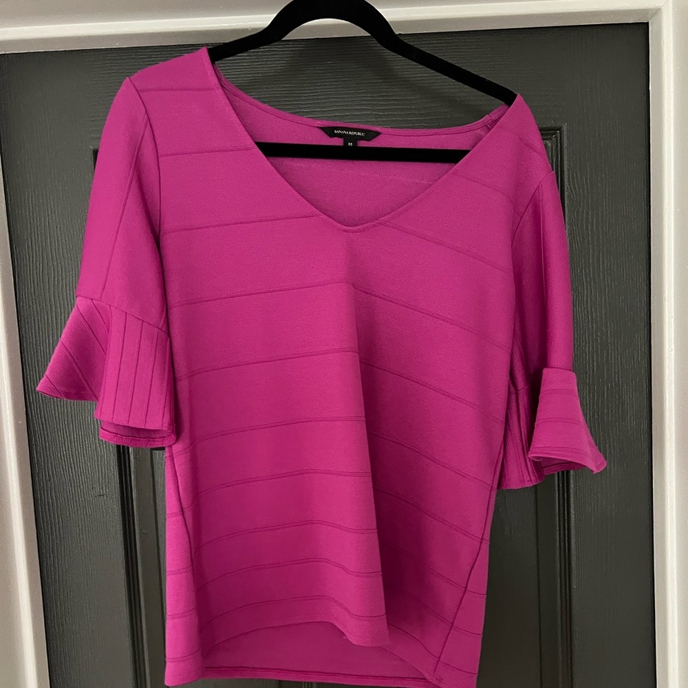 Banana Republic Flutter sleeve Shirt - Medium